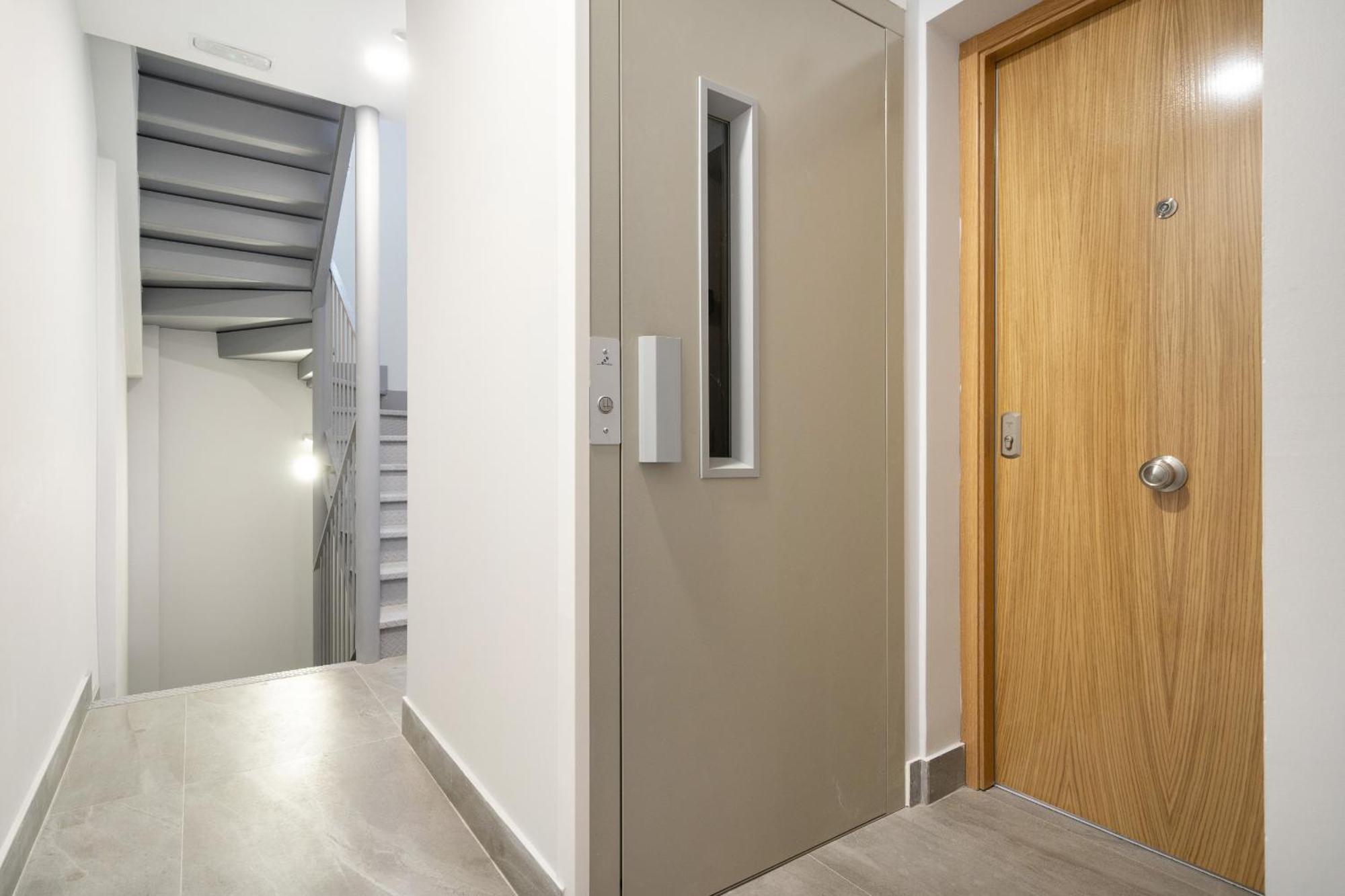 Madrid Riverside Studios Con Parking Incluido Alquiler Temporal Exterior photo